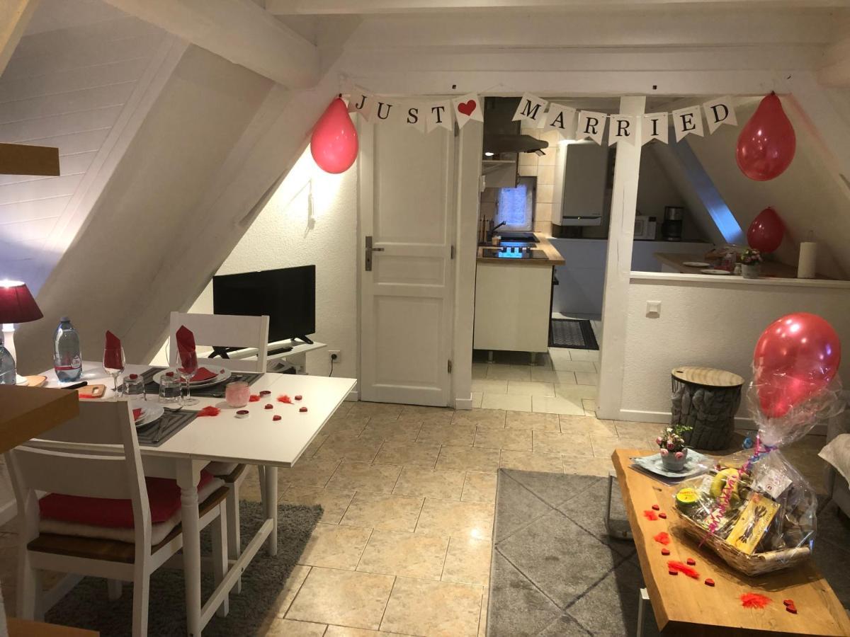 Gites Aux Fines Bulles D'Alsace Spa Privatif En Supplement Bergheim Dış mekan fotoğraf